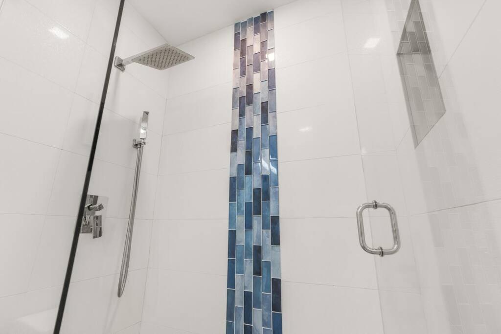 Renovated + 2Mi From Beach + Heated Pool +Grill Fort Lauderdale Exterior photo